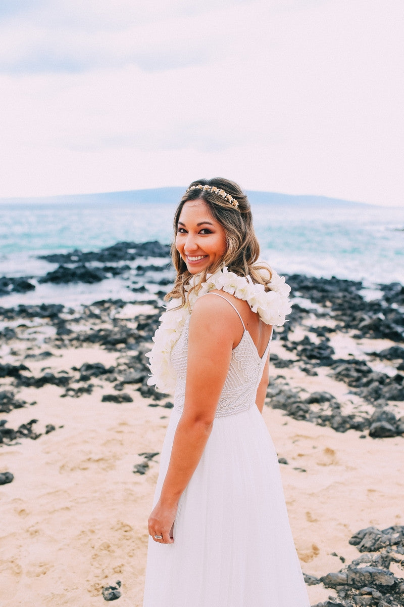 Cristina & Mark Elope at Maui's Picturesque Makena Cove – Married with ...