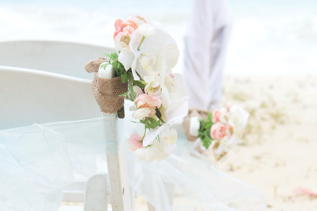 Arch And Chairs Wedding Package Beach Weddings In Oahu Hawaii