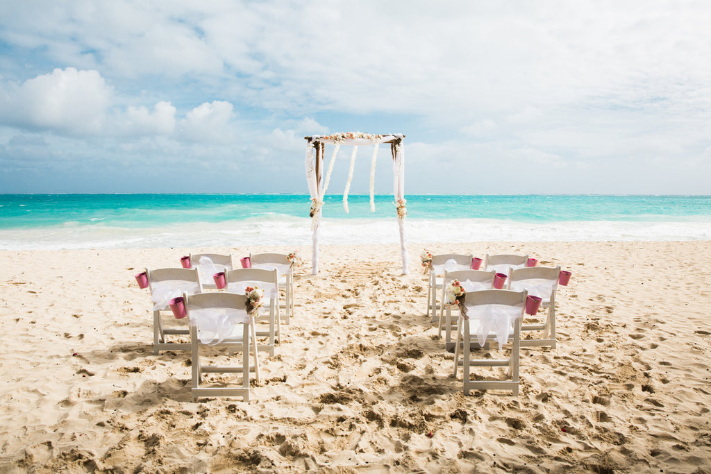 Arch And Chair Wedding Package In Oahu Hawaii Married With Aloha