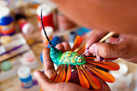 Alebrijes-en-Madera-artesania-mexicana