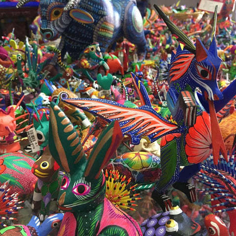 Artesanias_Alebrijes_de_colores_de_Oaxaca_de Juarez