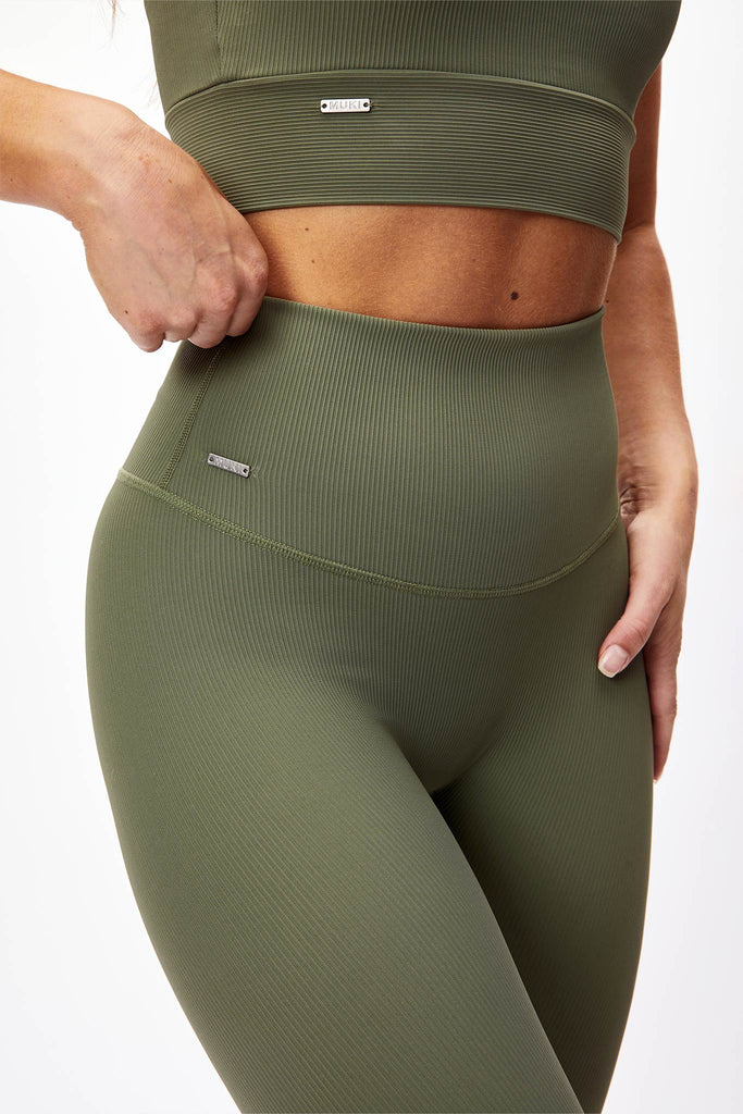 Women's High-Waist Seamless Ribbed Legging in Olive Green – MUKI