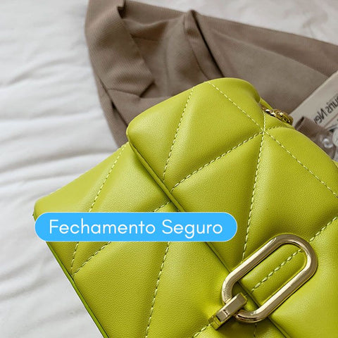 Bolsa de Ombro Feminina Monocromática