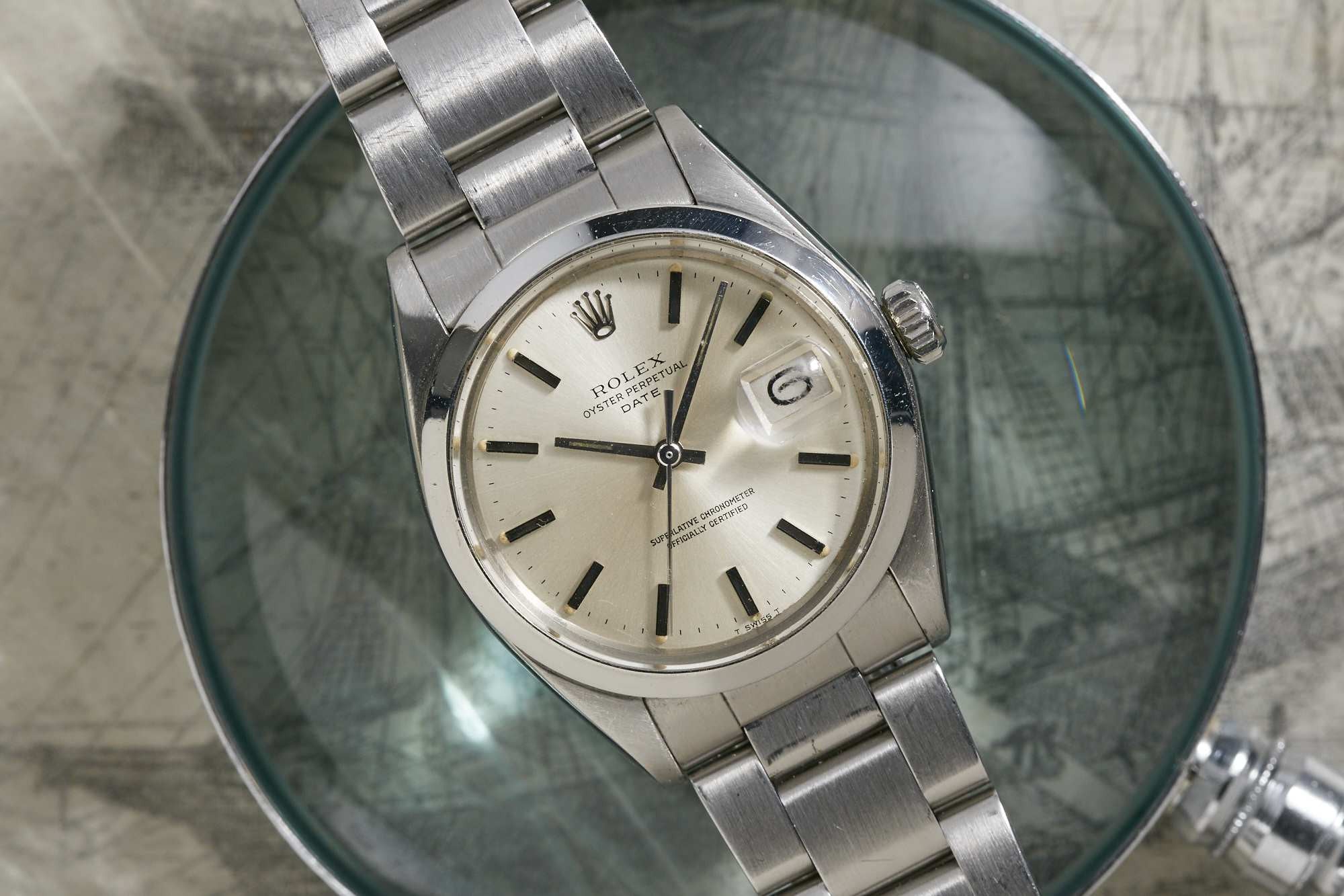 Rolex Oyster Perpetual Date Analog:Shift