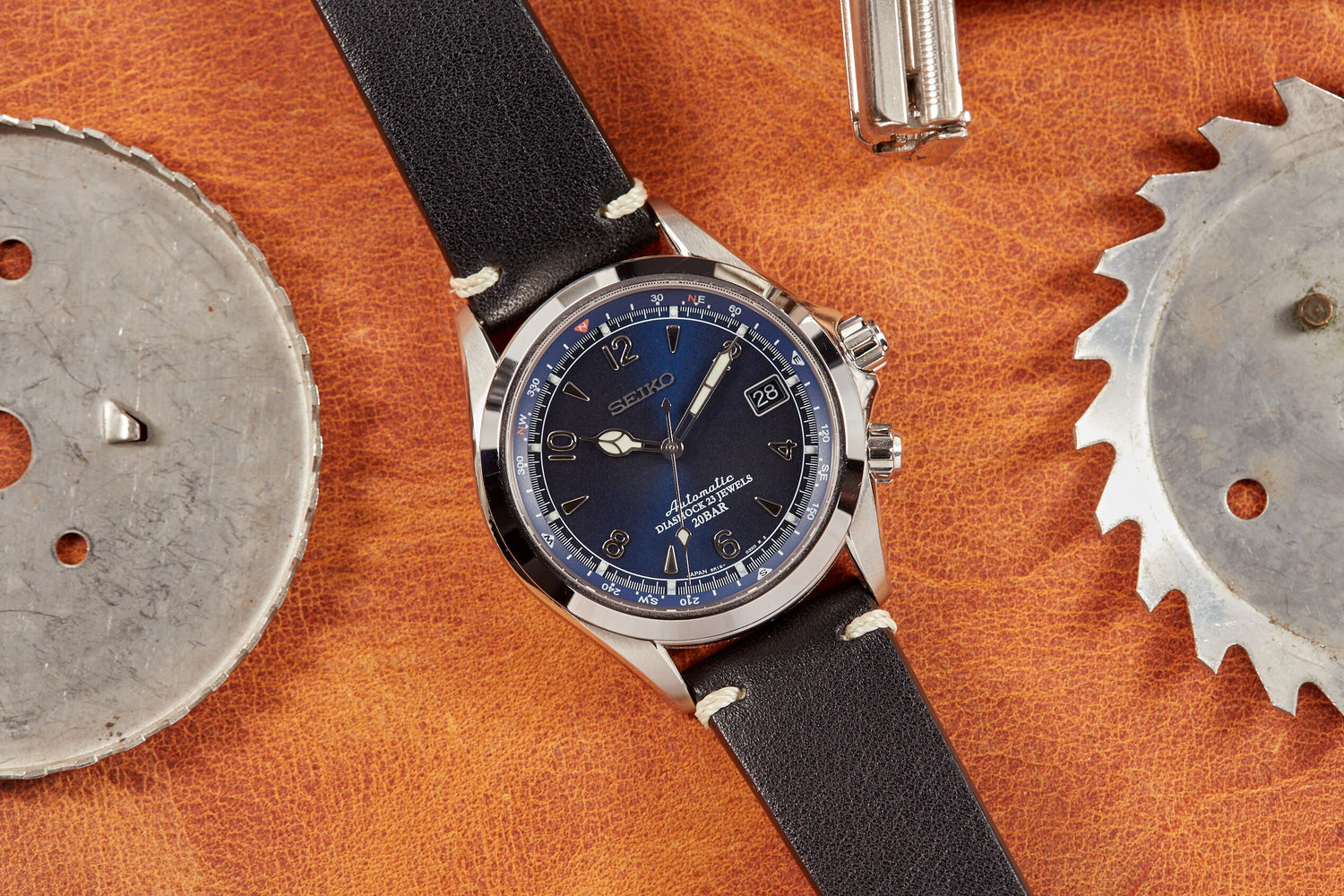 Seiko US Limited Edition Alpinist – Analog:Shift