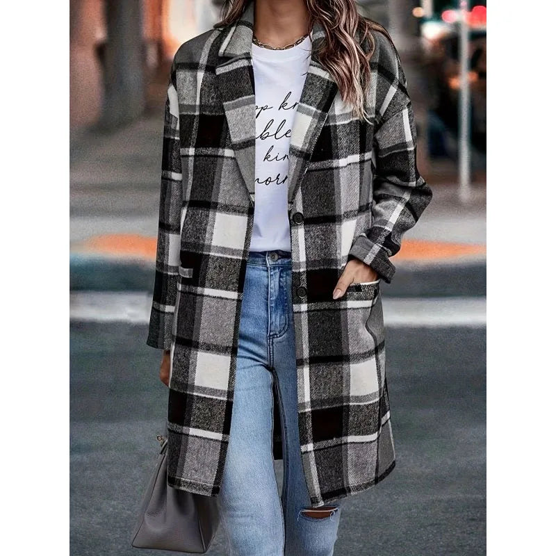 2023 New Autumn and Winter Fashion Woolen Coat Plush Plaid Mid Length Coat Temperament Commuter Women's English Style Coat