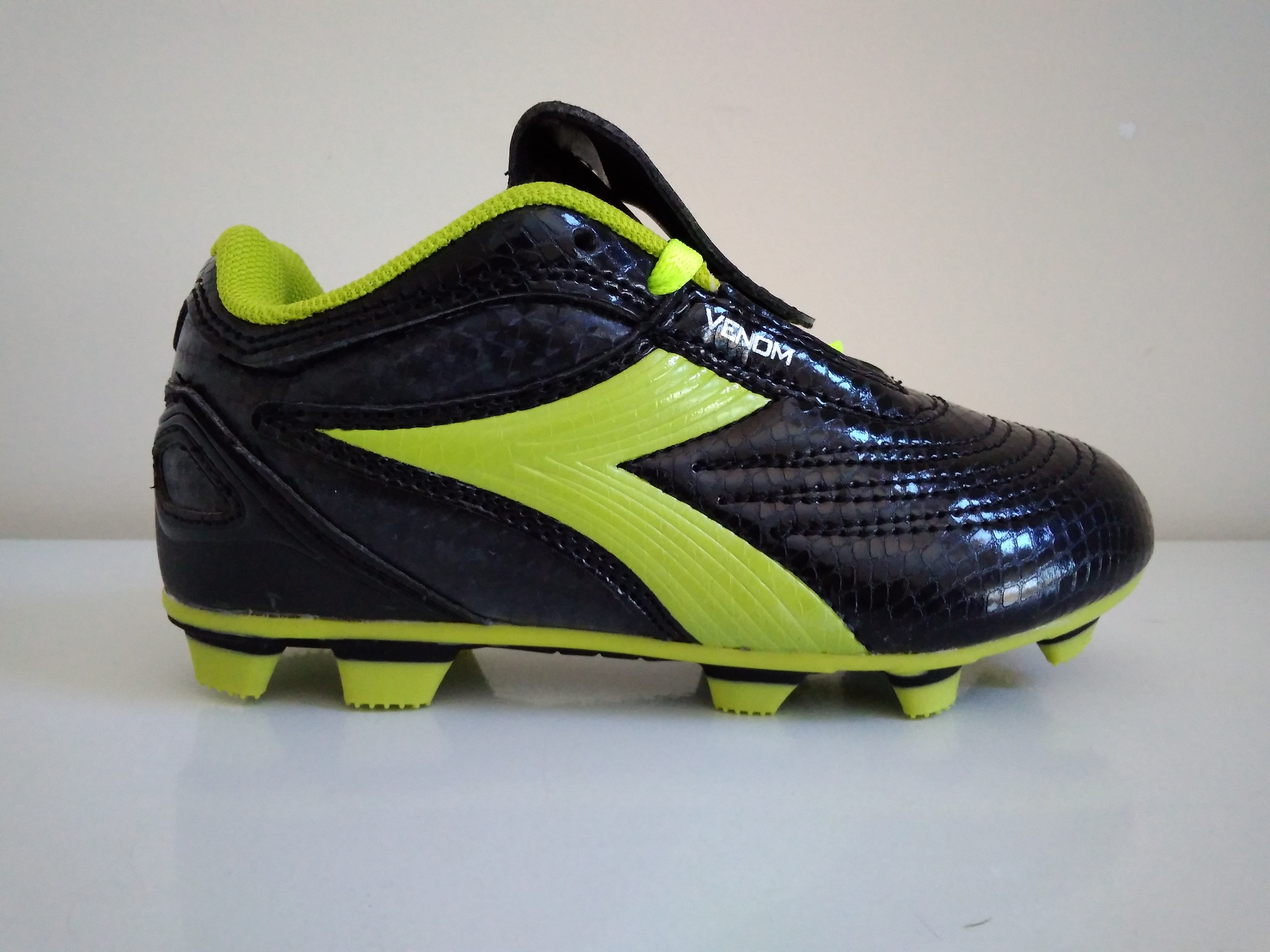 jomo sono soccer boots