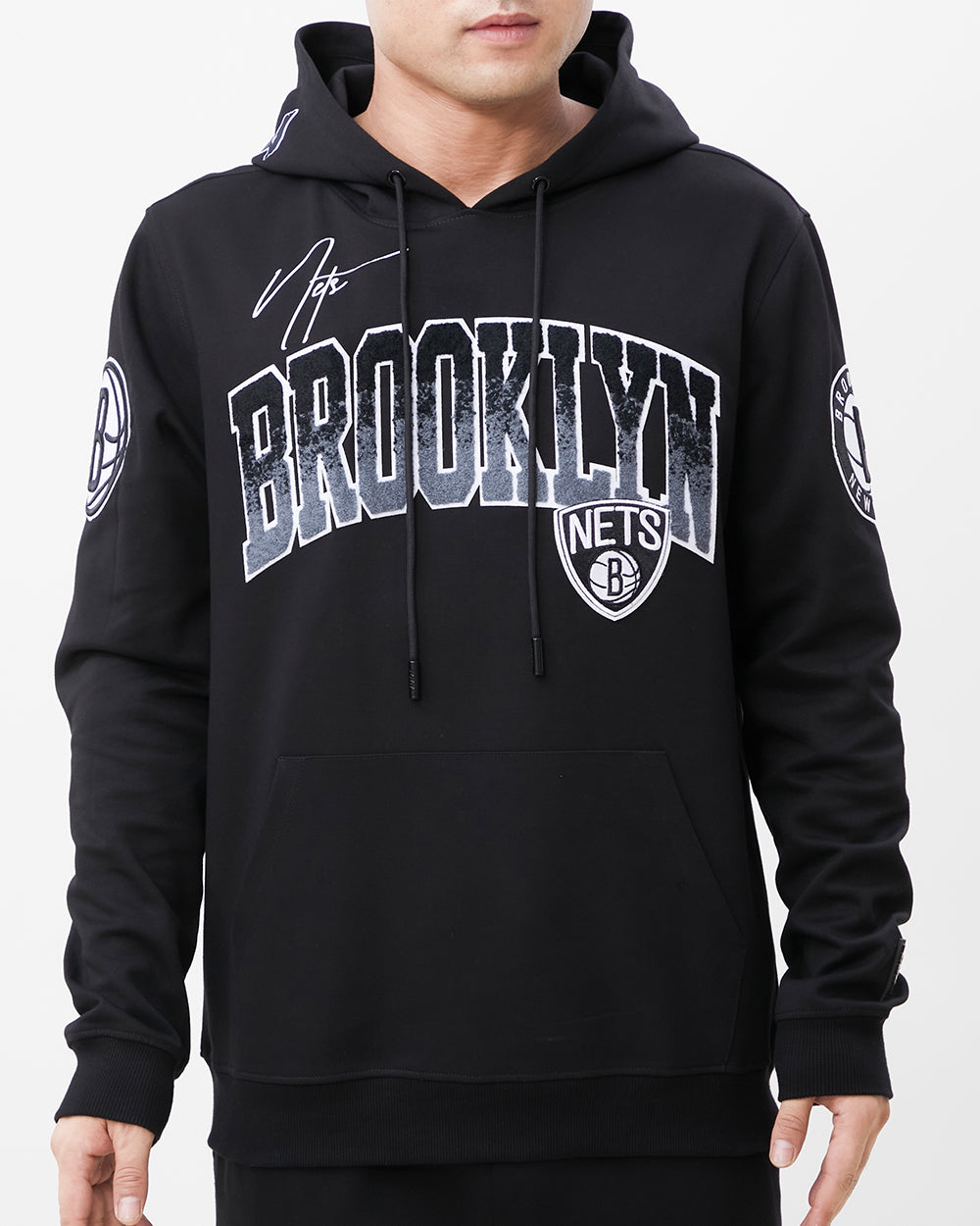 Pro Standard Mens NBA Brooklyn Nets Logo Hoodie BBN551536-BLK Black S