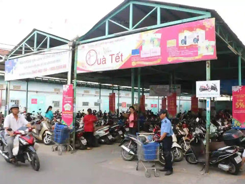 Increase the number of small customers who drive motorbikes at the parking lot