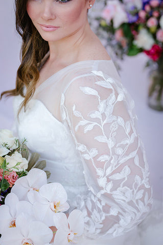Larger size wedding dresses with sleeves
