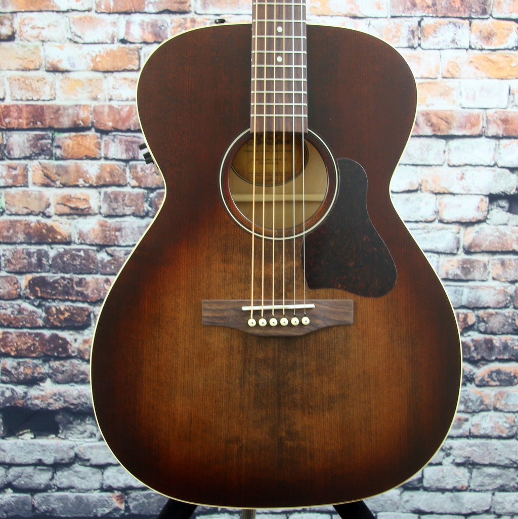 Art Lutherie Legacy Bourbon Burst Acoustic Guitar 4311410049089 1024x Crop Bottom ?v=1537988037