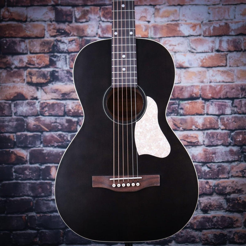 Art & Lutherie Legacy CW Faded Black Acoustic-Electric Guitar