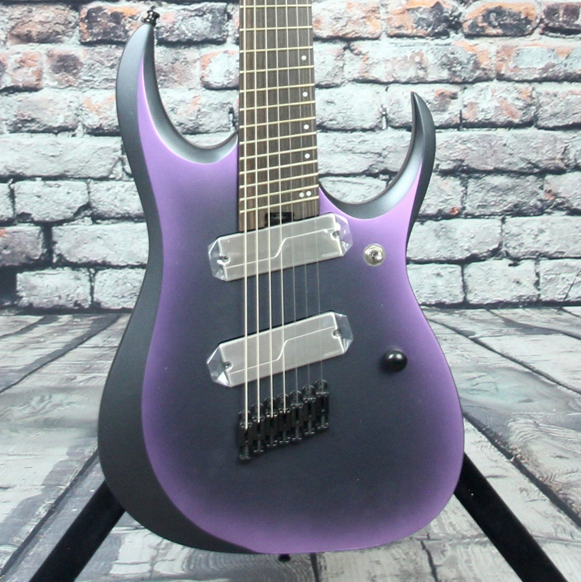 axion label 7 string