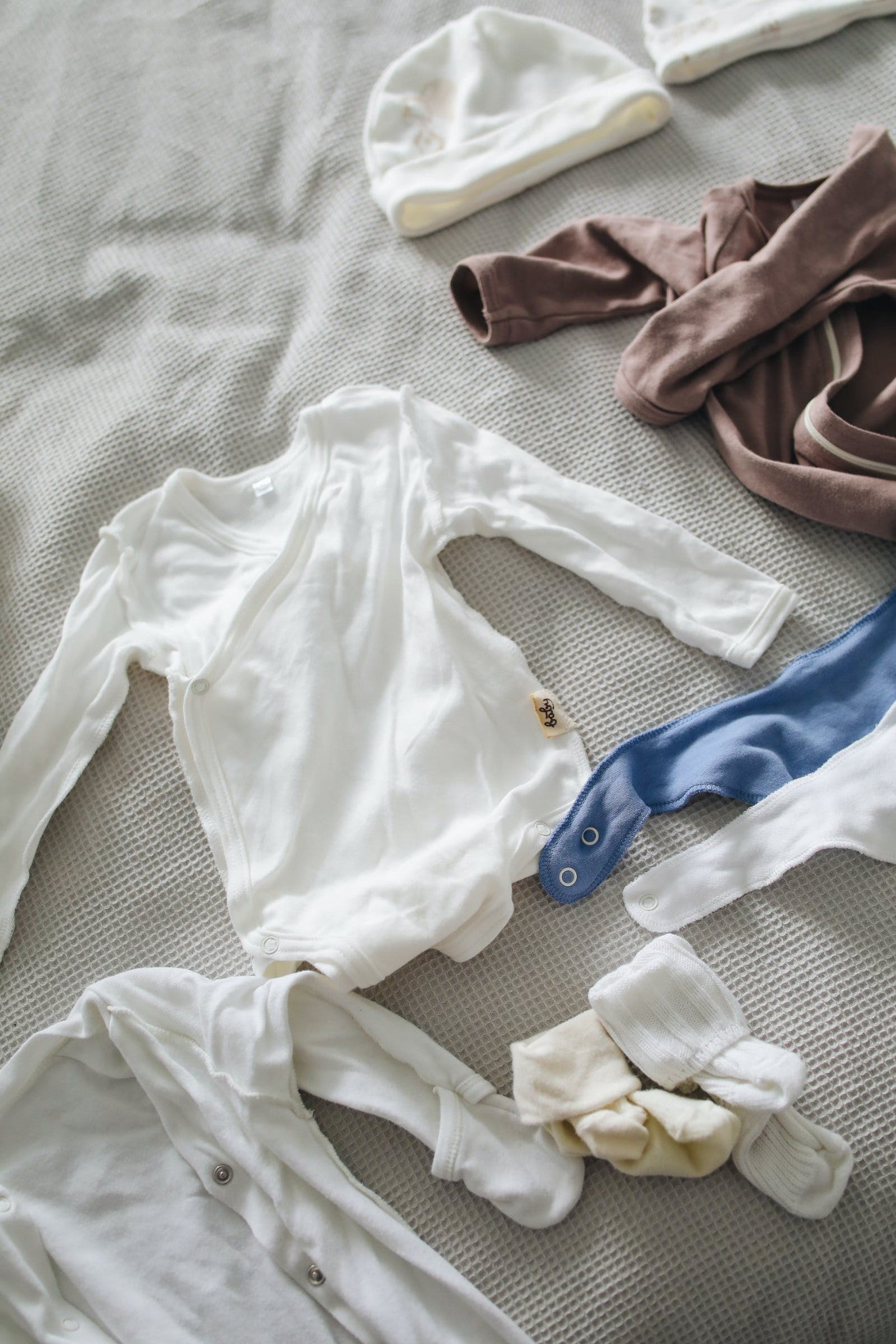 How To Wash Baby Clothes for the First Time