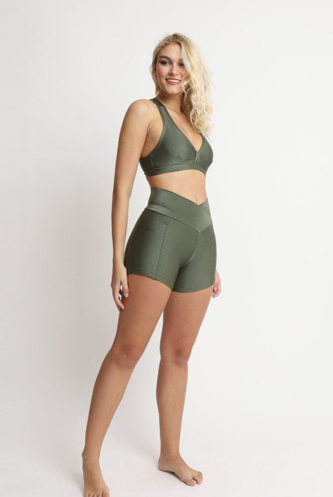 Ruffle Yoga Shorts in Onyx by Lotus Tribe. Soft Stretchy and Breathable  Designed for the Thick and Curvy Goddesses to Feel Feminine and Sexy -   Sweden