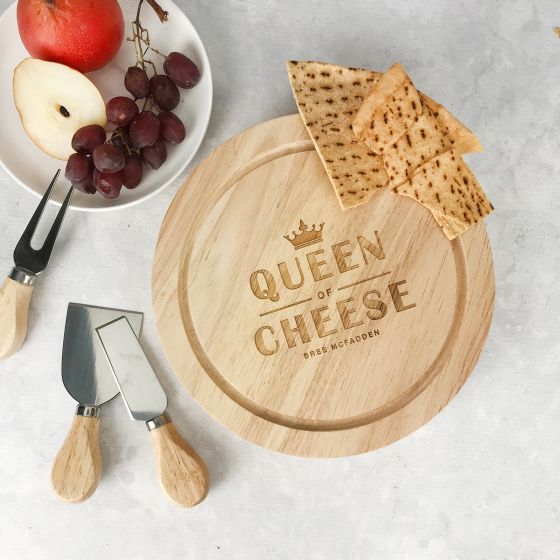 Engraved Round Cheese Board and 3-piece knife set
