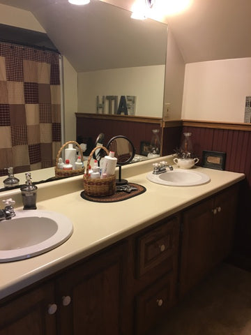 bathroom with counter