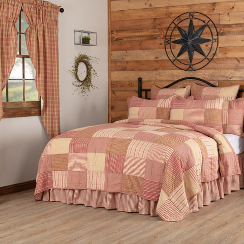 https://cdn.shopify.com/s/files/1/0810/5389/products/Sawyer_Mill_Red_Queen_Quilt_Lifestyle1_a4bb744a-dfc2-4037-bd65-4389d101074d_large.jpg?v=1571732038