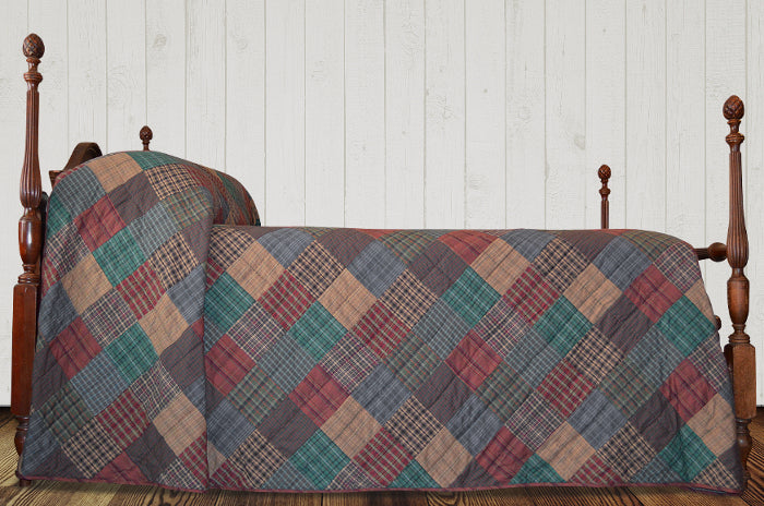 Lincoln Plaid Bedspread Quilt