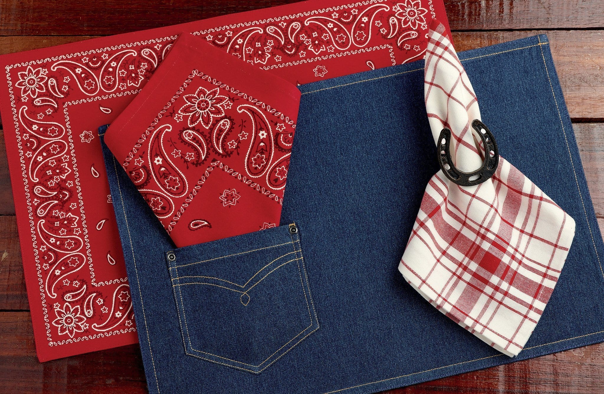 Download Red Bandana Placemat Set | Retro Barn Country Linens