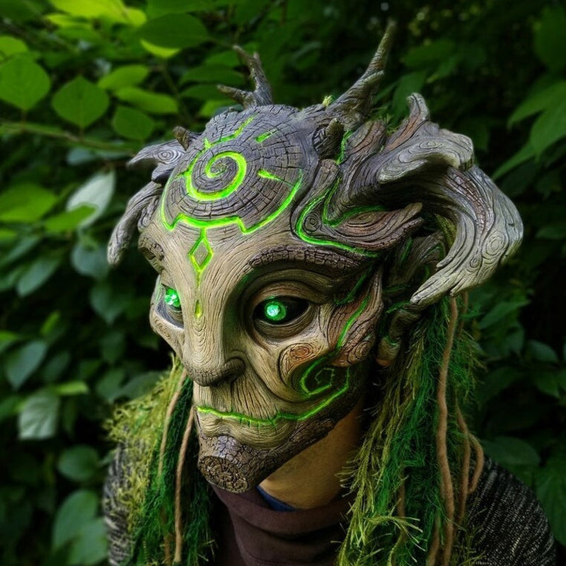 Product Image for Avelena | Spirit Maske Halloween Maske mit Grünen Leuchtaugen, Maske