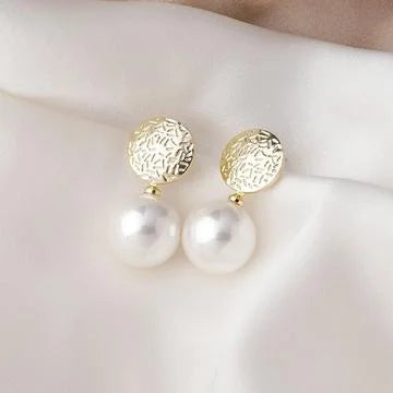Product Image for Avelena | Celeste Perlenohrringe mit Luxuriösem 18K Vergoldetem Kupfer, Weiß