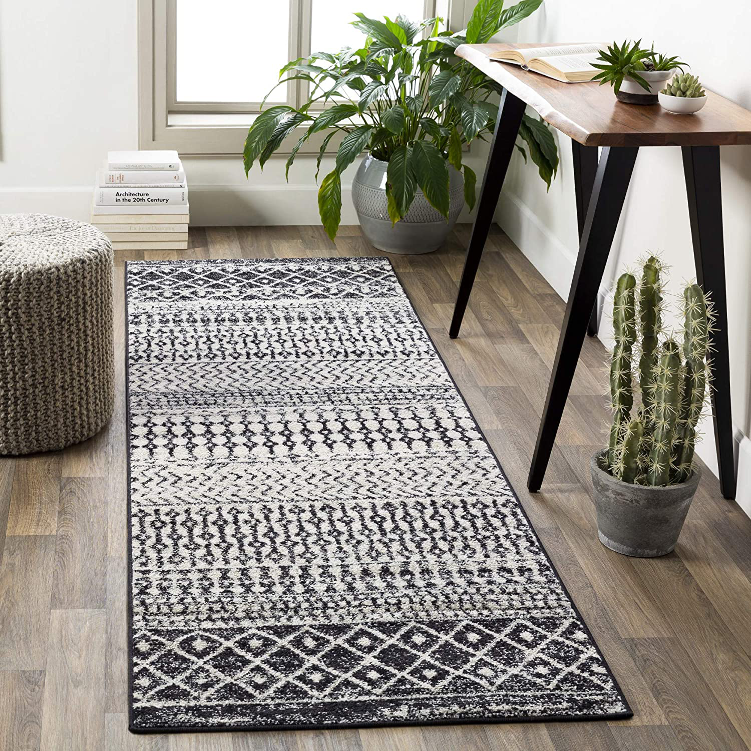 Product Image for Avelena | Artistic Weavers Chester Charcoal und Ivory Bohemian/global 2 Fuß 7 Zoll x 7 Fuß 6 Zoll Teppich, schwarz