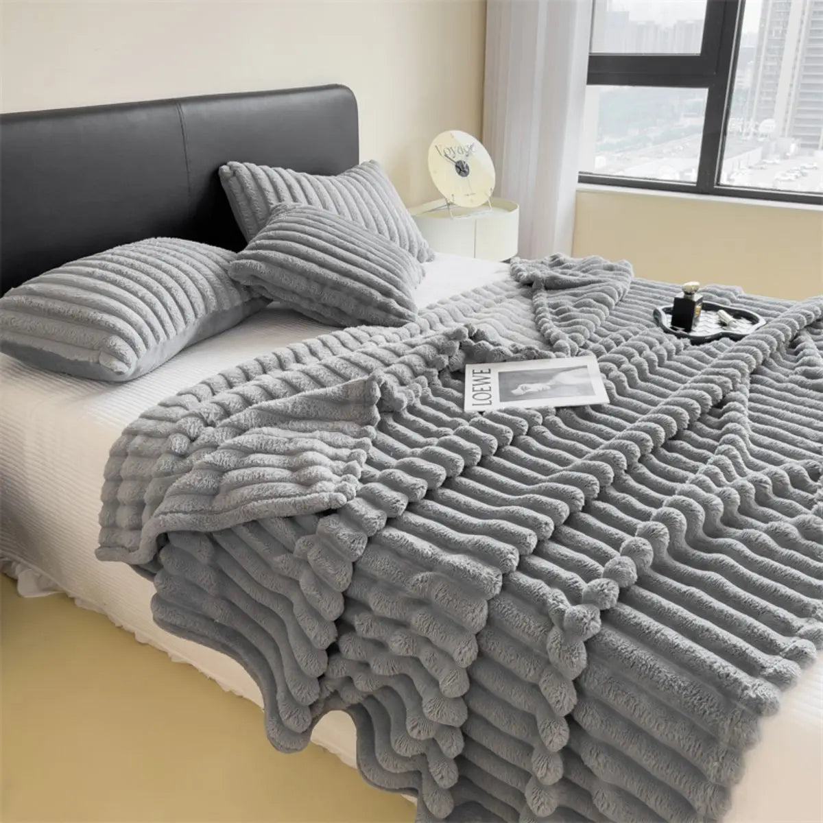 Product Image for Avelena | Superweiches Luxus Kuscheldecke, Grau / Groß (150x200cm)