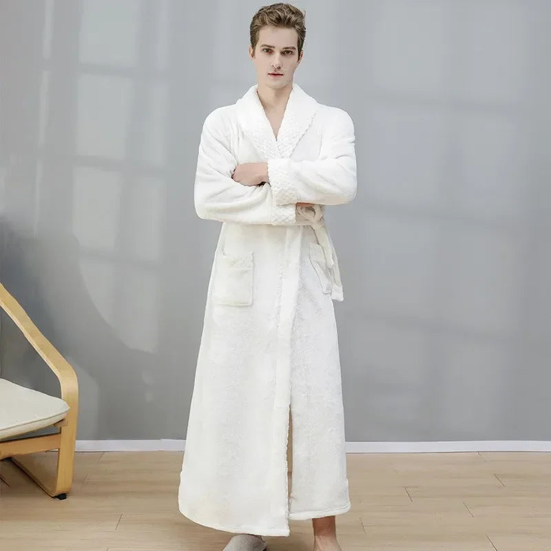 Product Image for Avelena | L Flauschiges Duschkleid und Nachthemd, Weiße Männer / L