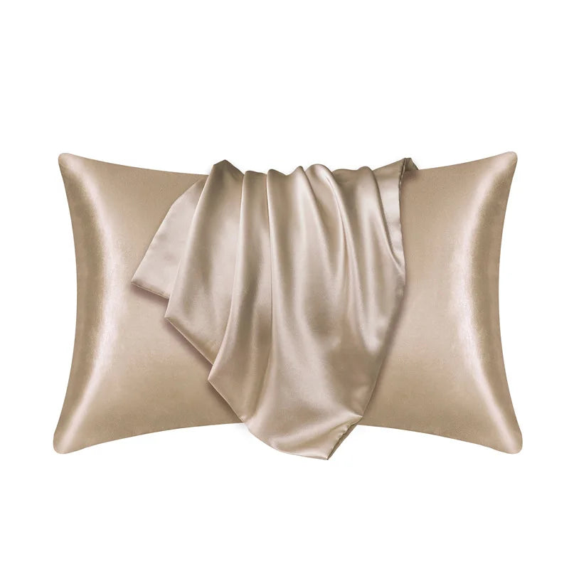 Product Image for Avelena | Kissenbezug aus 100% Maulbeerseide Luxuriöser und Außergewöhnlicher Komfort, Rosen / 51cmx76cm