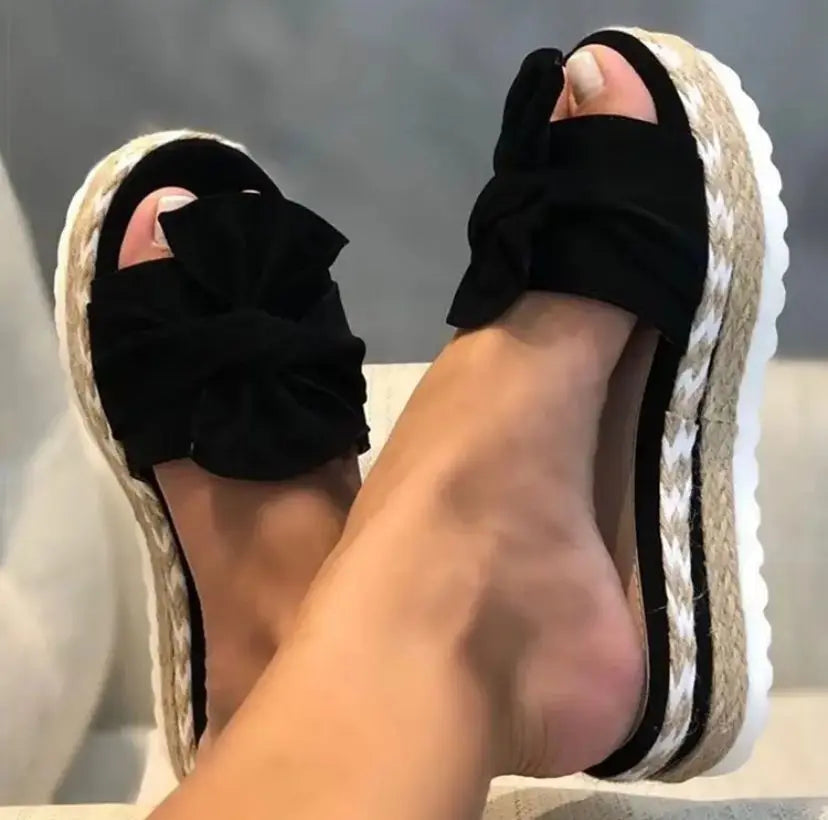 Product Image for Avelena | Elegante Plateausandalen, Schwarz / 12