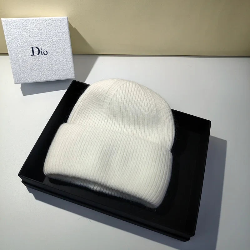 Product Image for Avelena | Damen Winter Strickmütze - Warmes Kaschmir Wolle & Kaninchenfell Ski Hut, Weiß / 54-60