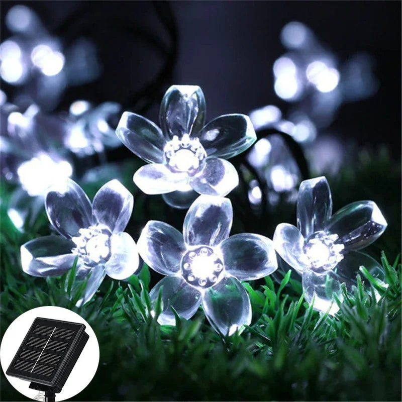 Product Image for Avelena | Flora Solarenergie Blumen Lichtkette, Kirsche / 7M 50 LEDs 8 Modi