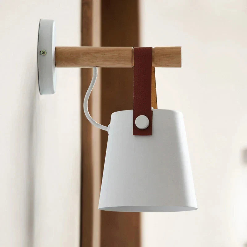 Product Image for Avelena | Licht Holz Led Wandlampe mit Leder Akzenten, Weiß / Ohne Lampe