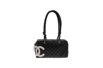 Chanel Cambon Ligne Pochette Reveal. (Christian Louboutin