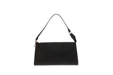 Louis Vuitton Louis Vuitton Lv Circle Epi Bag Bag Body Bag Black P1272 –  NUIR VINTAGE
