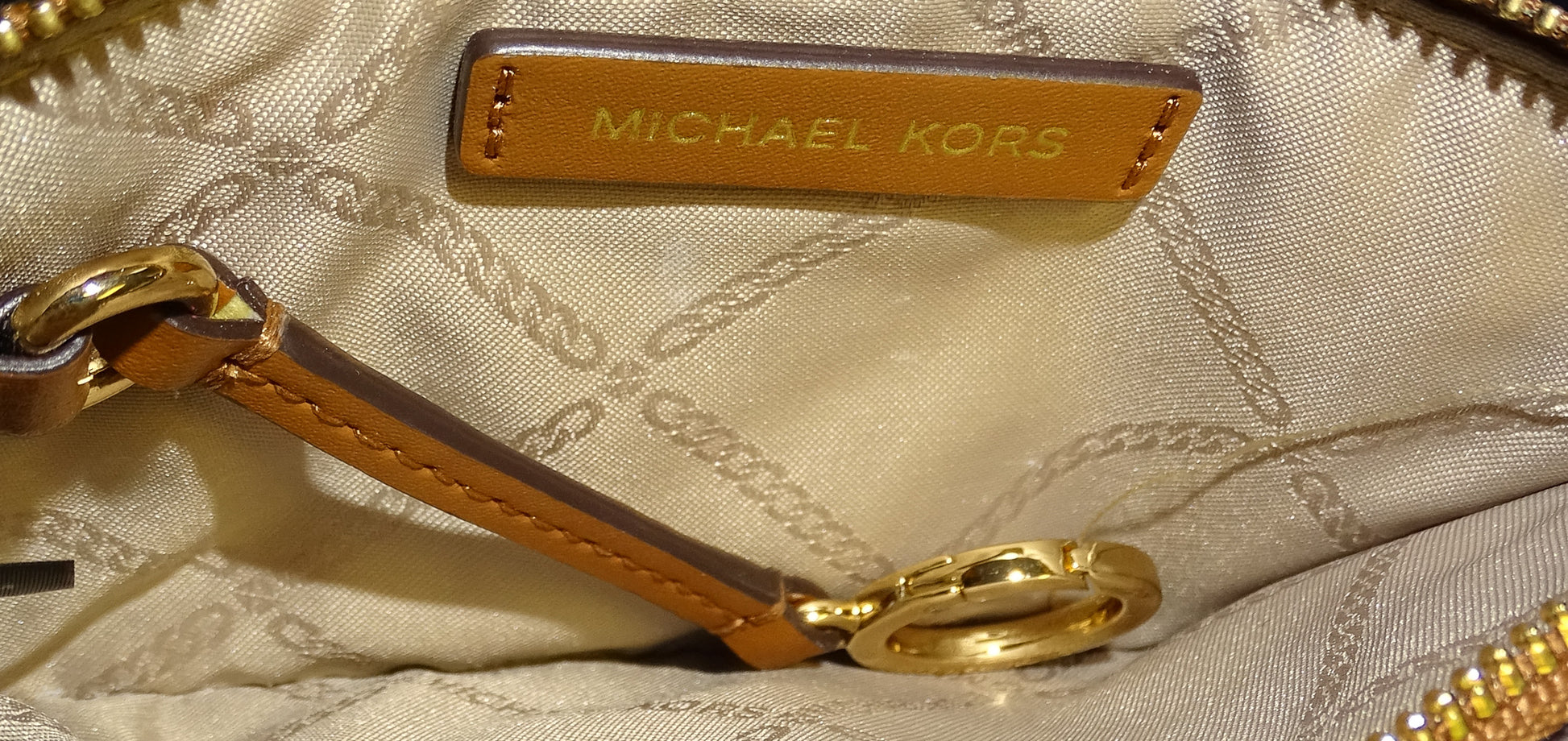 Michael Kors Dark Mono & Tan Leather Card & Notes Pouch – Designer Exchange  Ltd