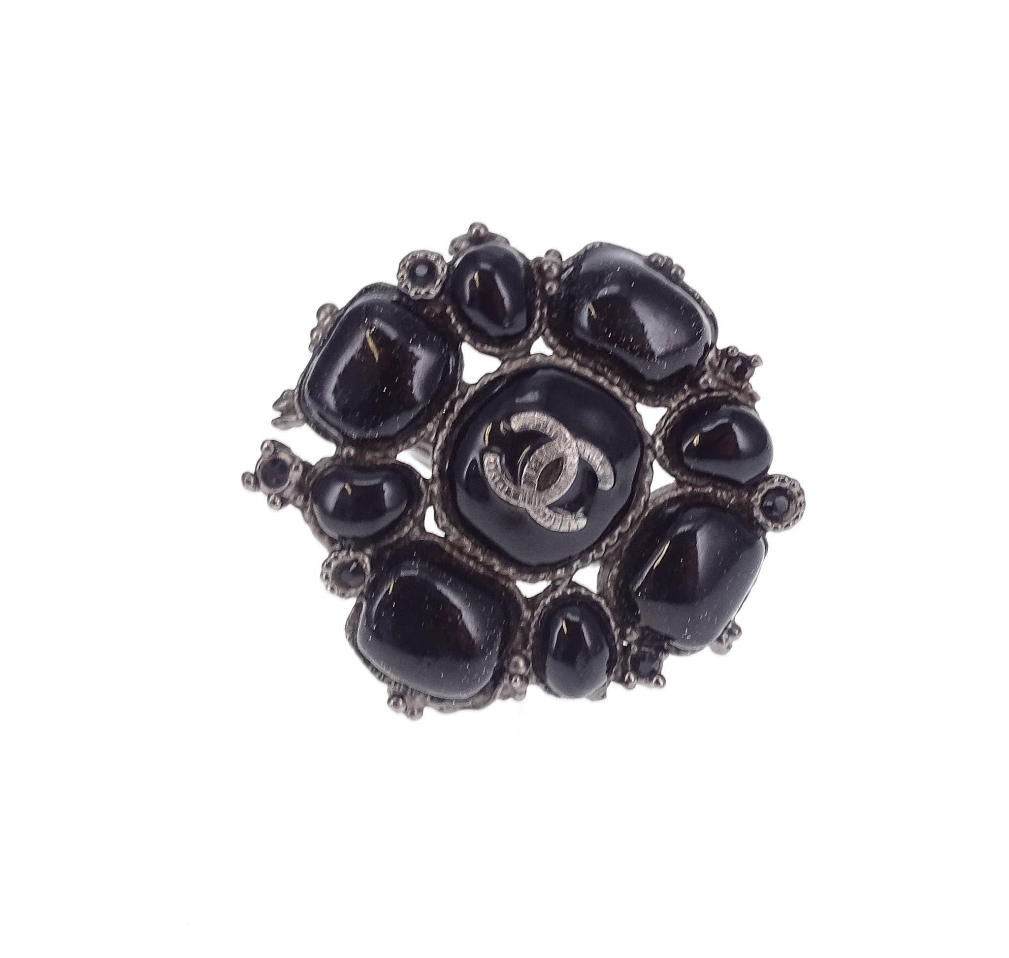 Chanel Black Costume Onyx Cocktail Ring Small – Designer Exchange Ltd