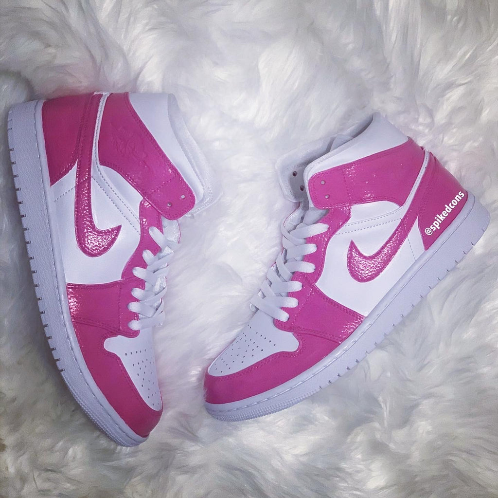 hot pink and white nike jordan shoes