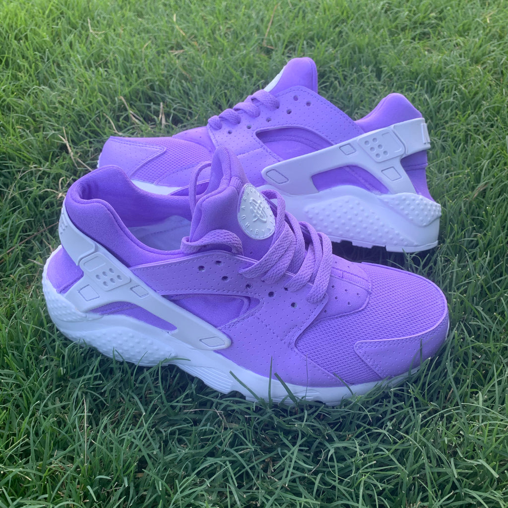 lavender huaraches