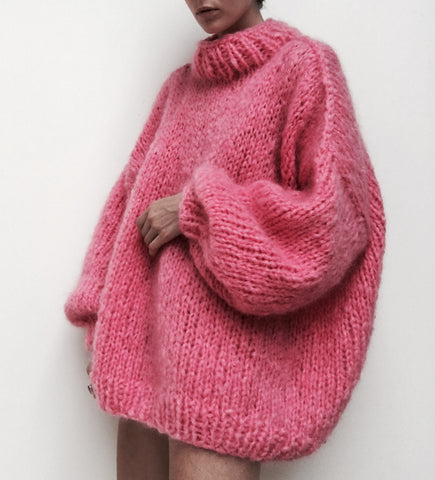 the knitters xxl chunky knitting hot pink jumper
