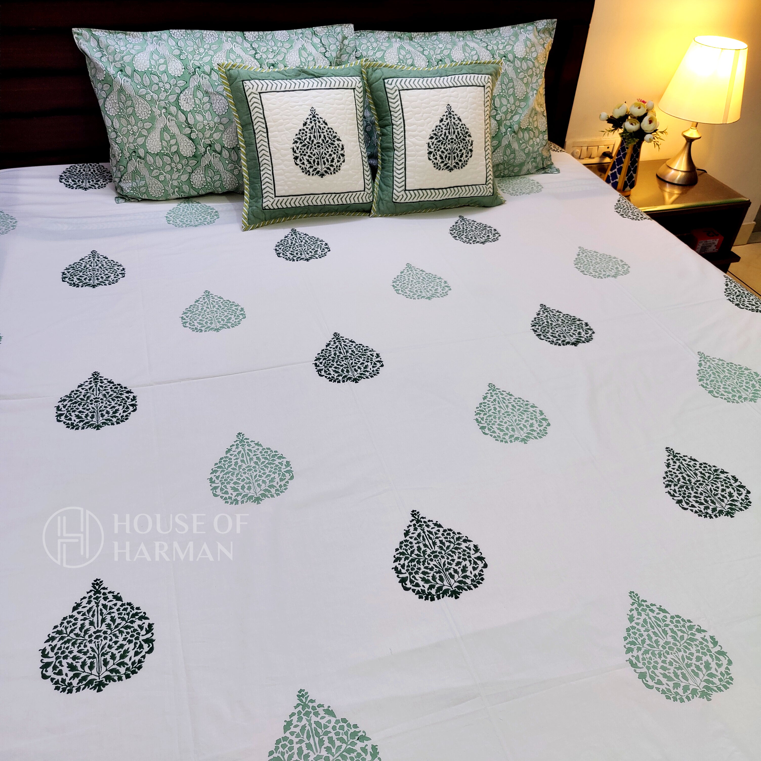 Emerald Spade Delight Bedsheet-Single (60*90 Inches)