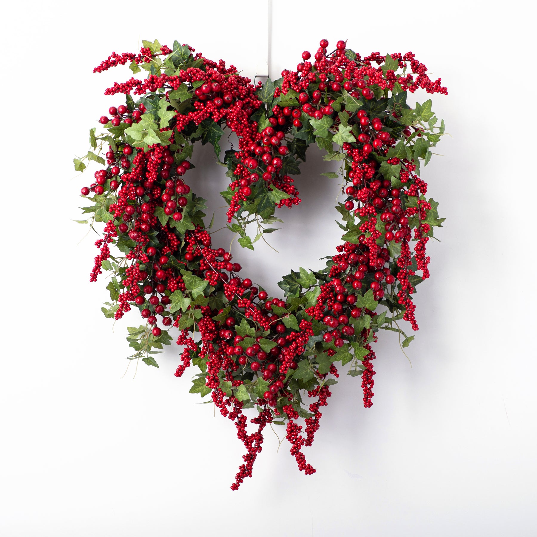 Handmade Large 26 Grapevine Heart Wreath - Candles4Less
