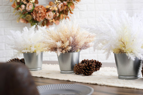 Bleached Pampas Grass Arrangement in Glass Bud Vase with Antiqued Gold –  Darby Creek Trading