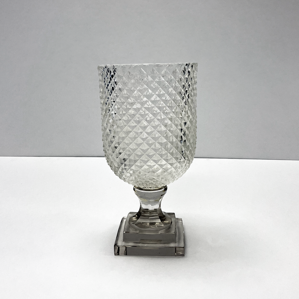 https://cdn.shopify.com/s/files/1/0812/2699/products/VAS1107EmbossedDiamondCutClearGlassUrnVesselElegantFootedPedestalVase_1024x1024.png?v=1666194941