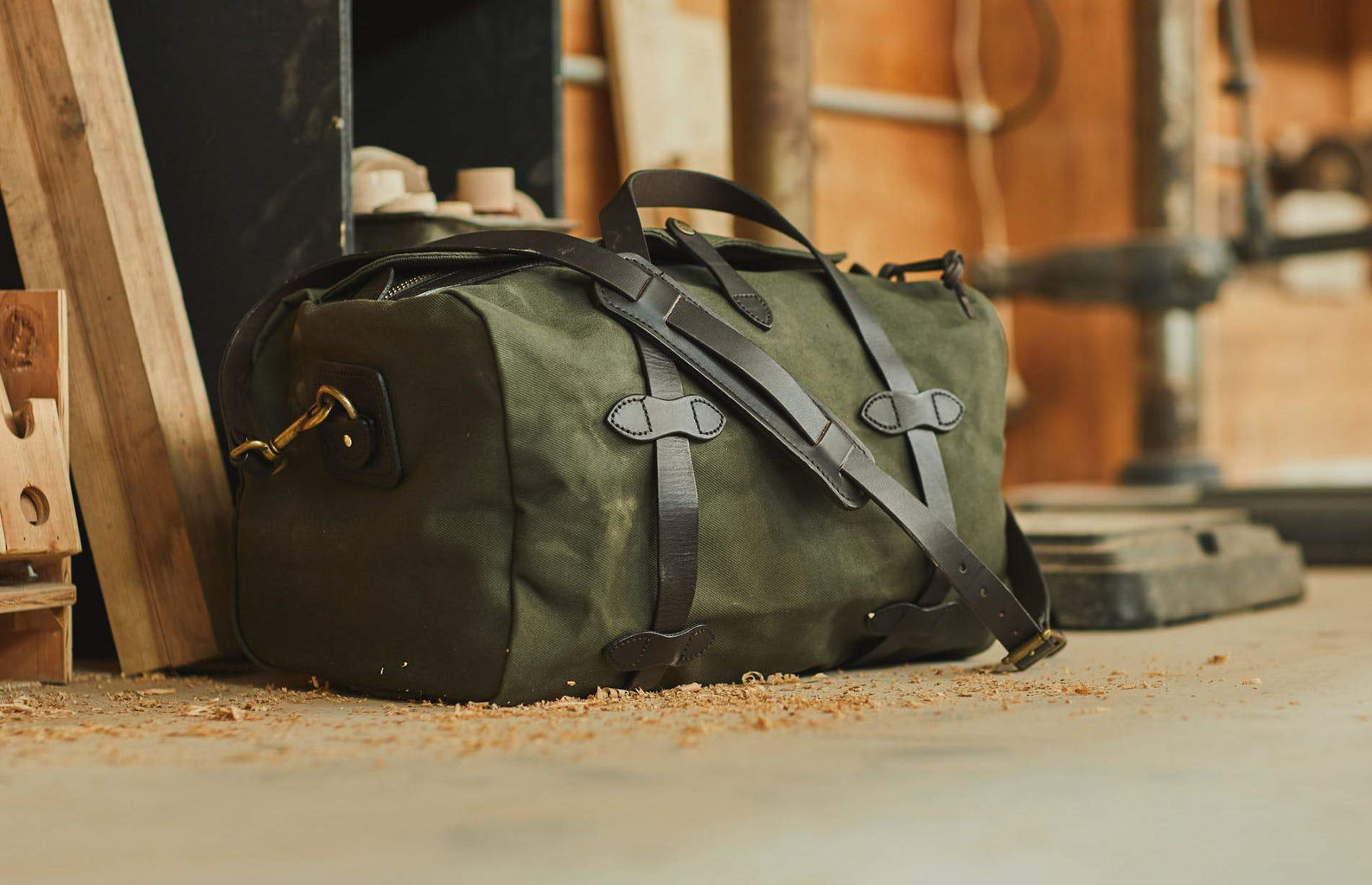 filson gym bag