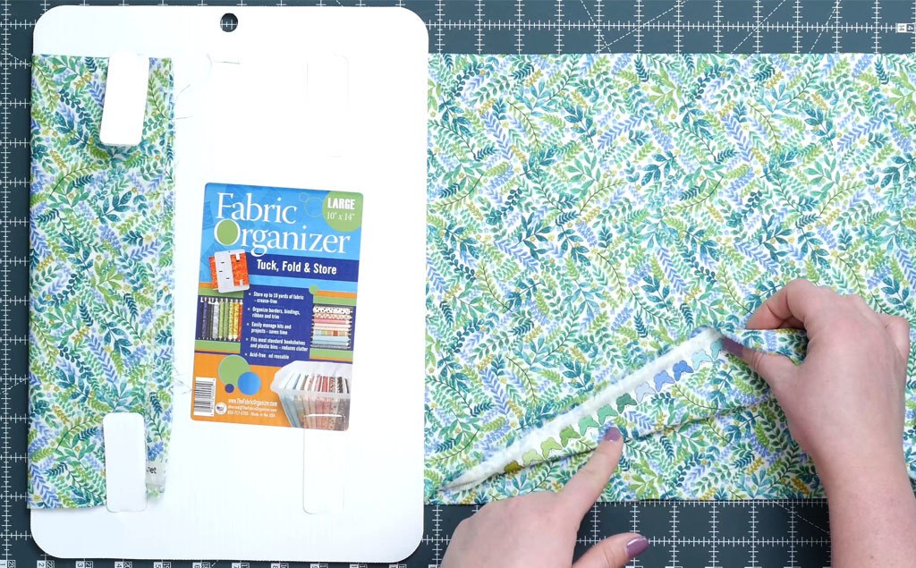 How to use a fabric organizer