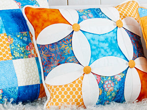 Sapphire 930 Flower Pillow