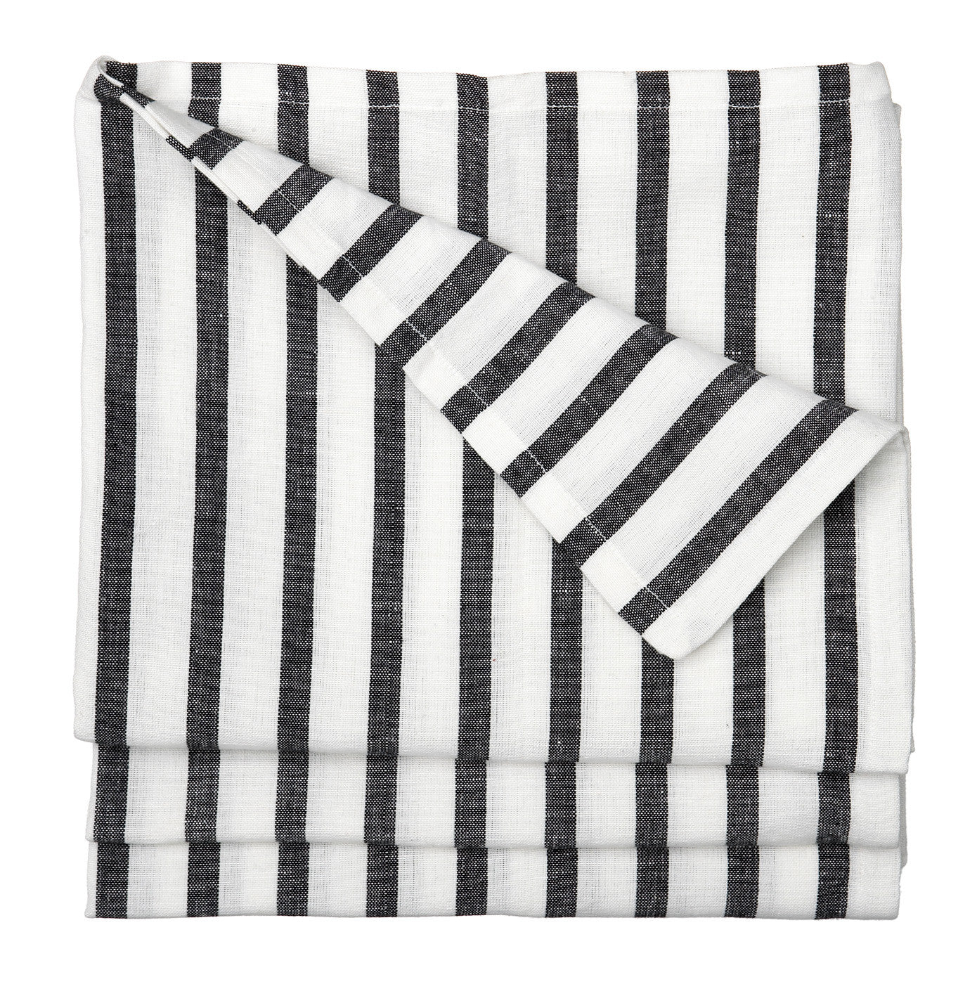 Monochrome Patterned & Striped Tablecloths & Napkins ...