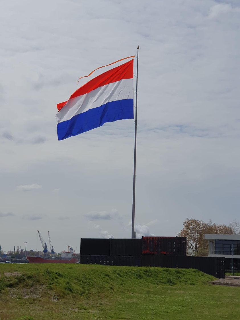 140ft netherlands flagpole APR 2023.jpg__PID:a04ea7d8-3442-403b-86d4-810d237e827c